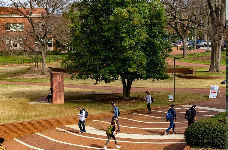 大理卫生学校春季报名时间及简章