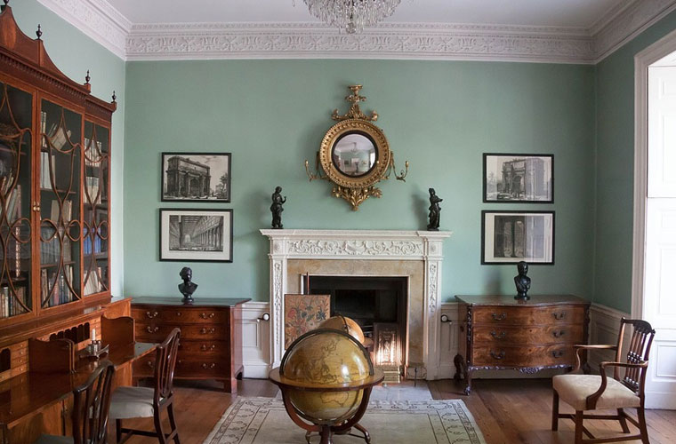 腾冲市第一职业高级中学各专业收费多少