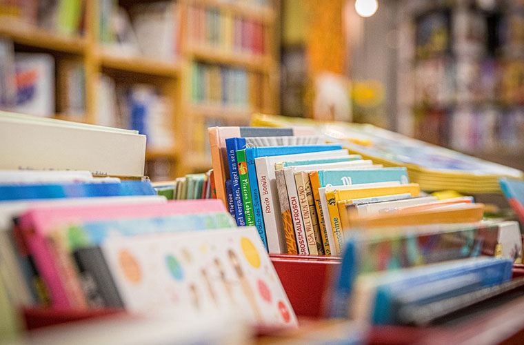 重庆市女子职业高级中学各专业收费标准